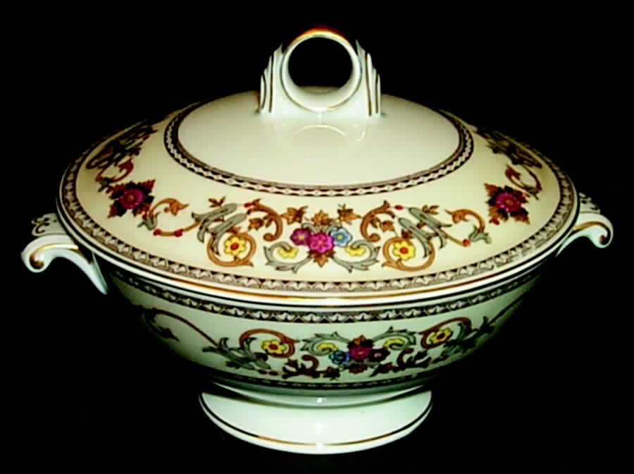 Wheeling (Japan) Sugar Bowl & Lid by Royal Embassy-1
