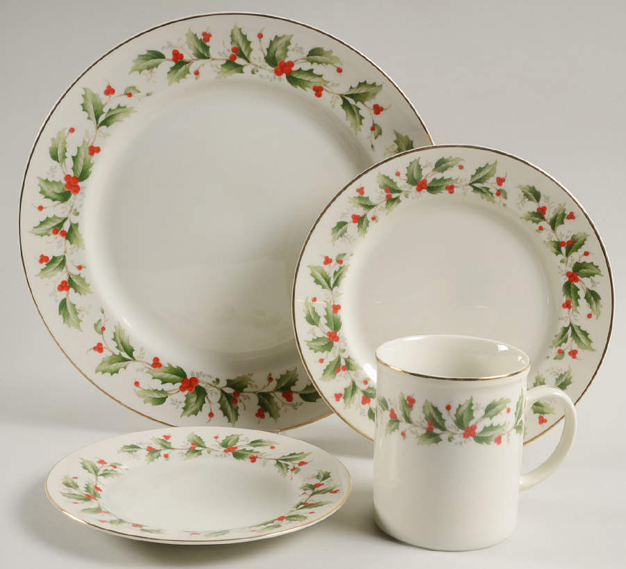 Holly 4 Piece Place Setting by Royal Gallery-1