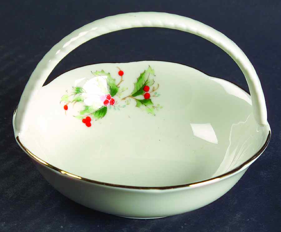 Holly Small Basket by Royal Gallery-1