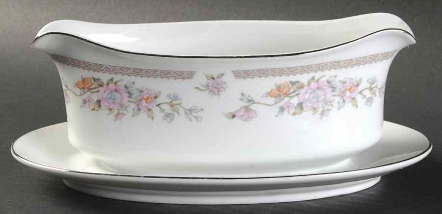 Mayfair Gravy Boat with Attached Underplate by Royal Gallery-1