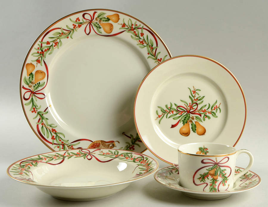 Queensberry 5 Piece Place Setting by Royal Gallery-1