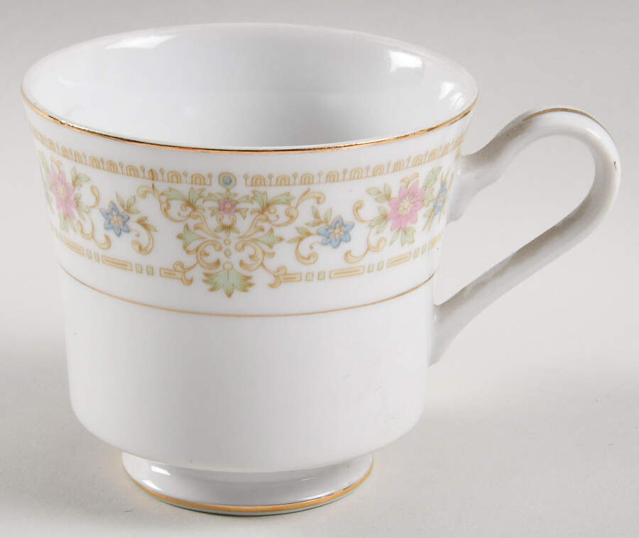 Roxbury Footed Cup by Royal Gallery-1