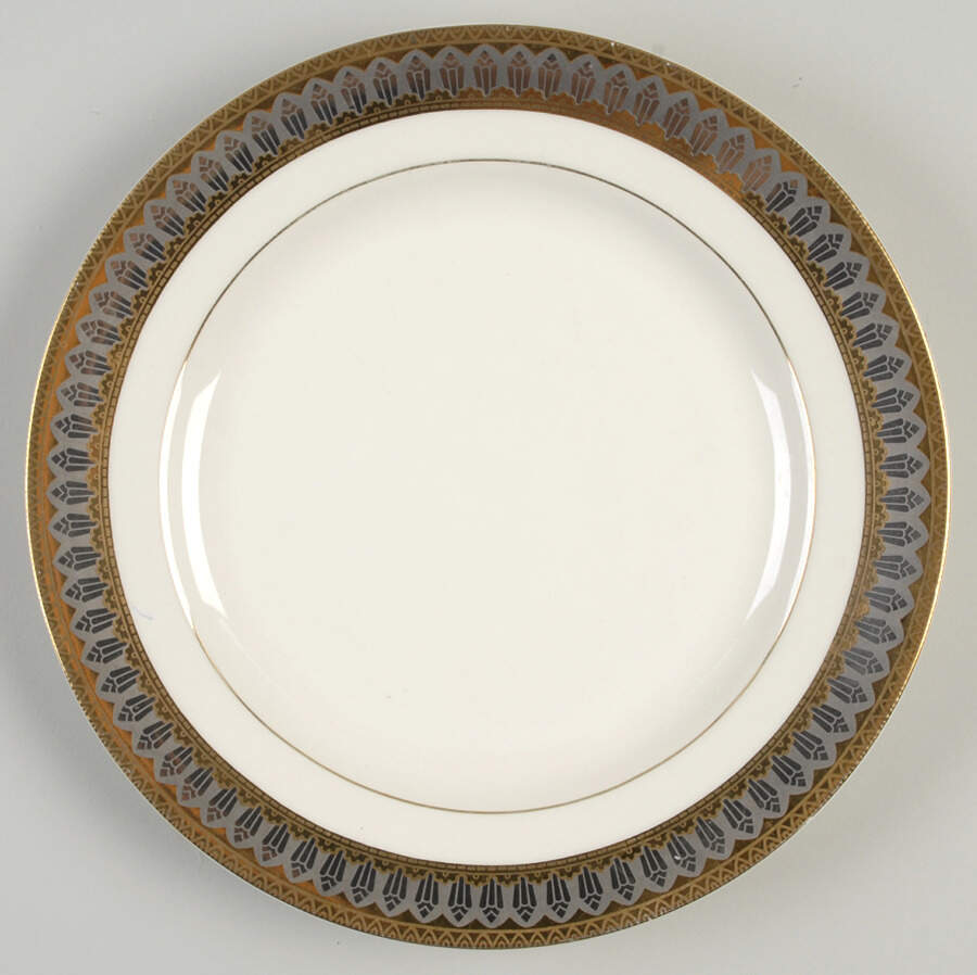 San Marco Dinner Plate by Royal Gallery-1
