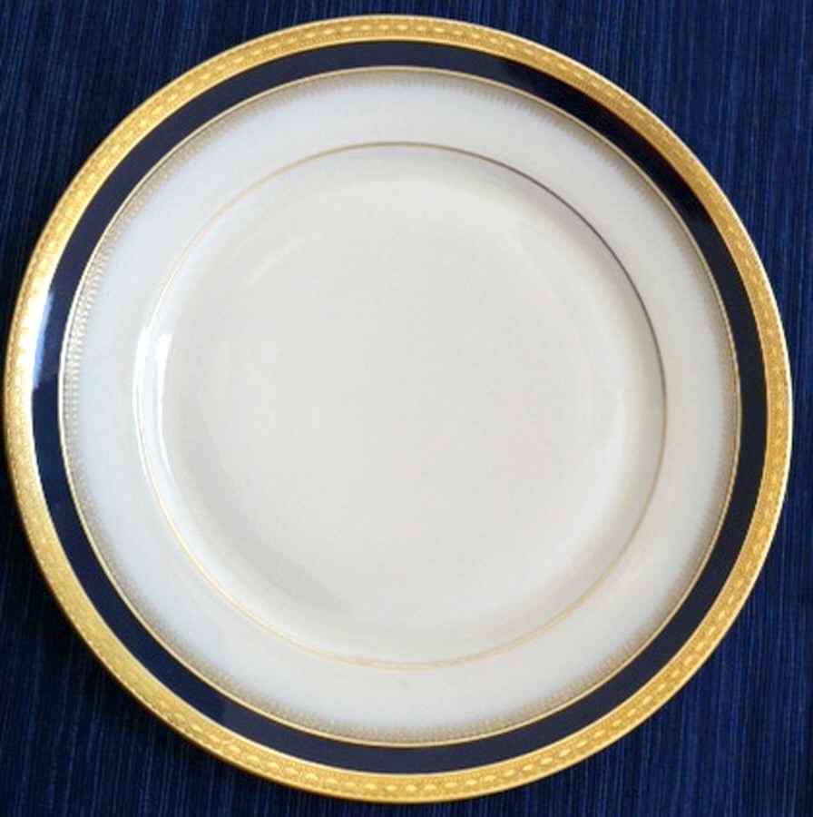 8033 Dinner Plate by Royal Ivory (Czech, Germany)-1
