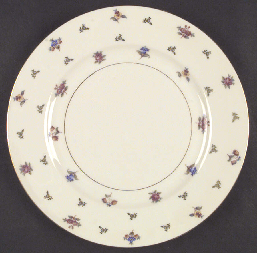 Biltmore Dinner Plate by Royal Ivory (Czech, Germany)-1