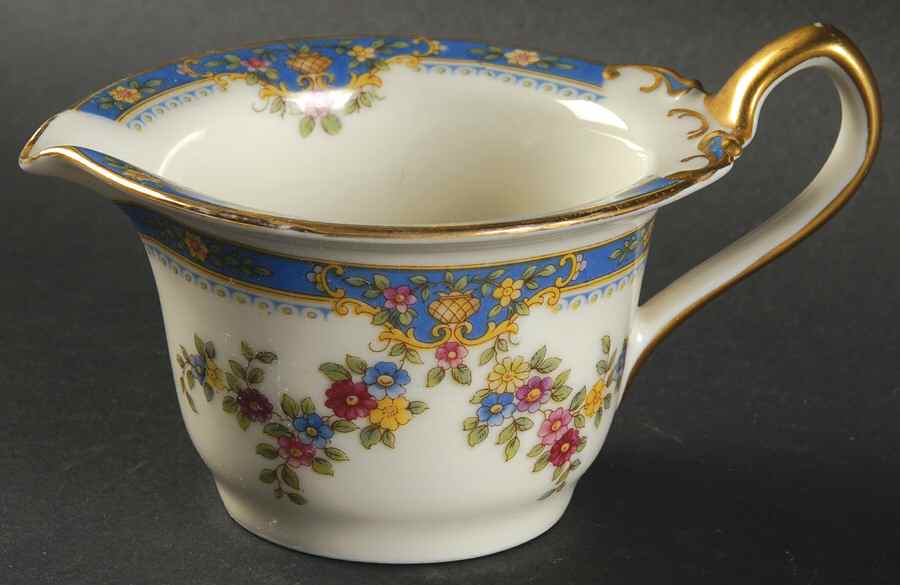 Chesly Creamer by Royal Ivory (Czech, Germany)-1