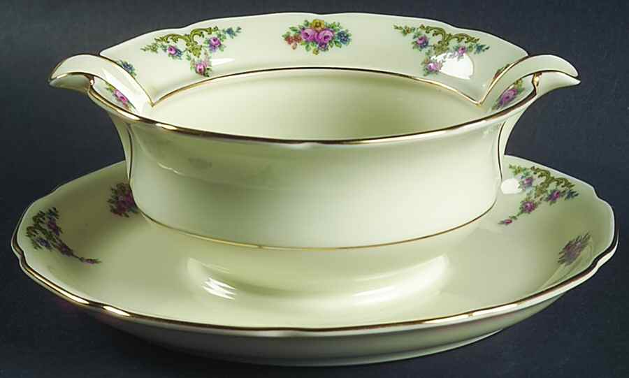 The Myrtle Gravy Boat with Attached Underplate by Royal Ivory (Czech, Germany)-1
