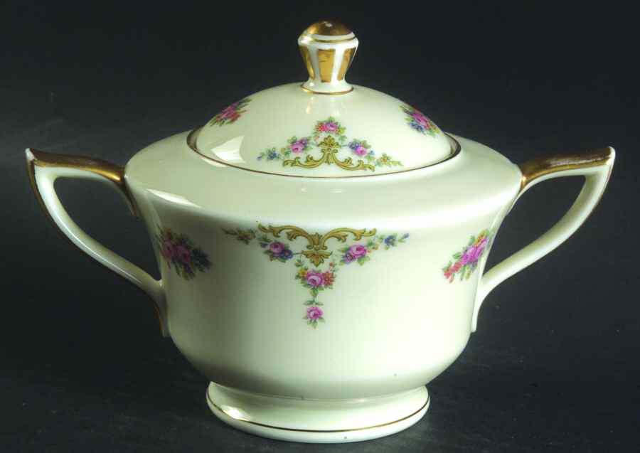 The Myrtle Sugar Bowl & Lid by Royal Ivory (Czech, Germany)-1