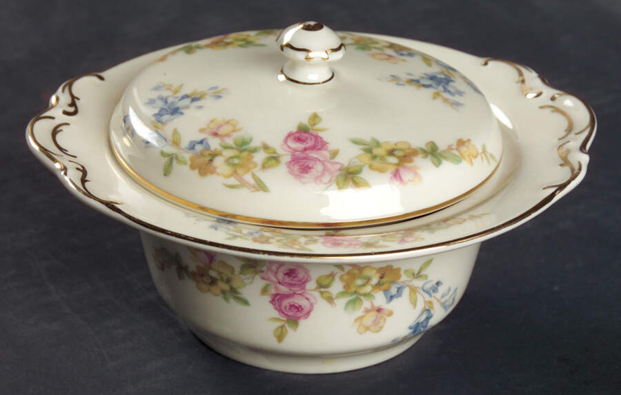 Riviera Sugar Bowl & Lid by Royal Ivory (Czech, Germany)-1