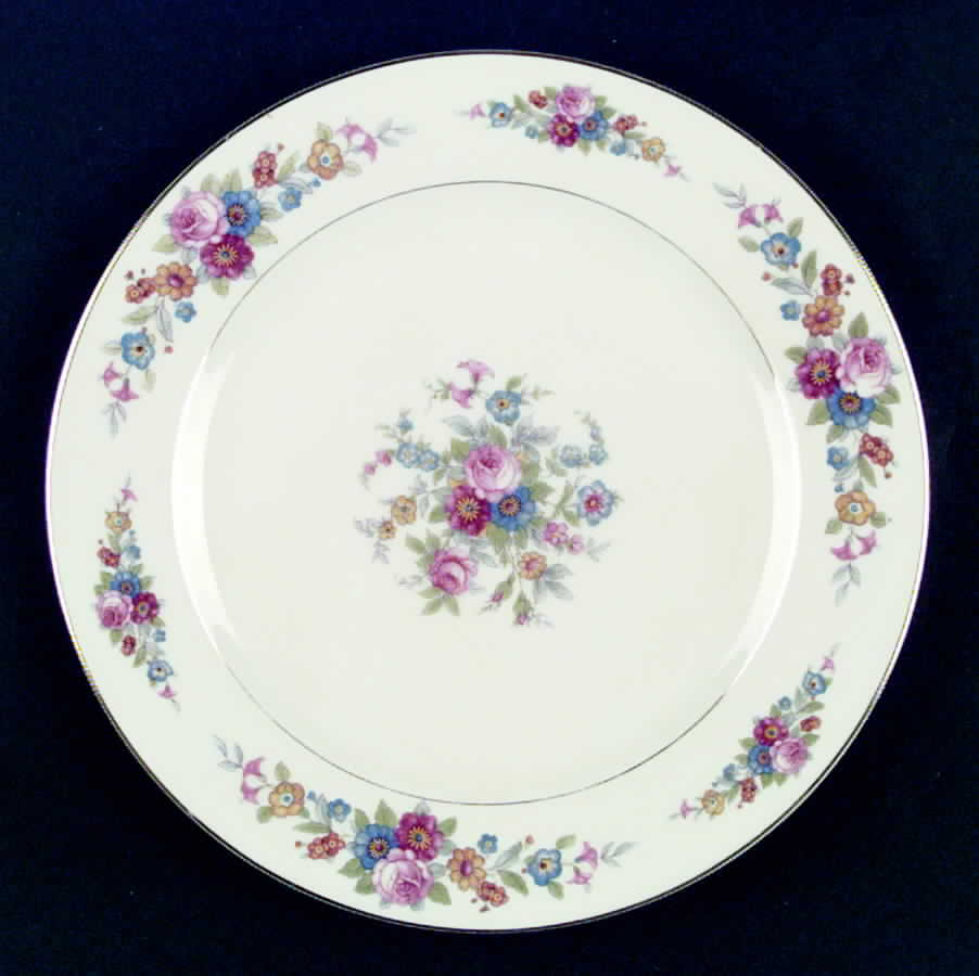 ROI4 Dinner Plate by Royal Ivory (Czech, Germany)-1