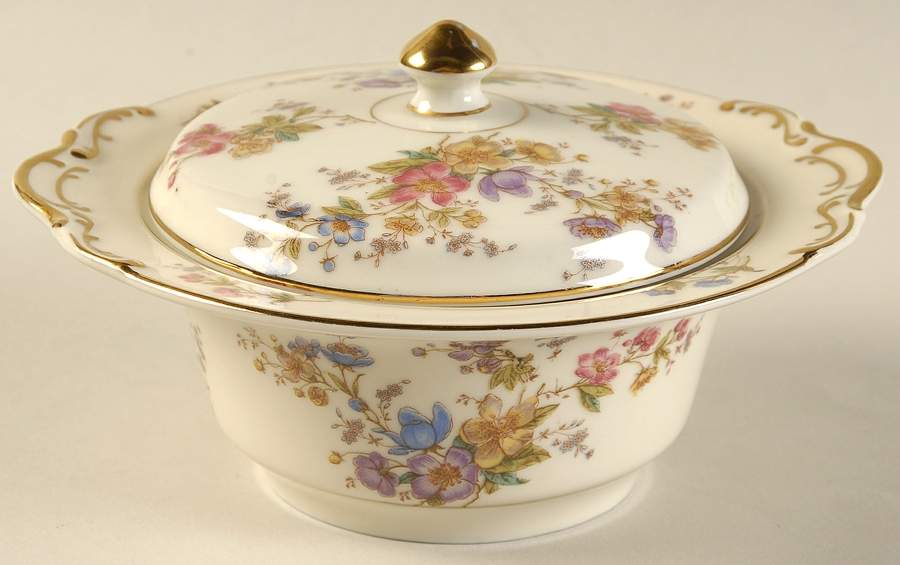 The Symphony Sugar Bowl & Lid by Royal Ivory (Czech, Germany)-1