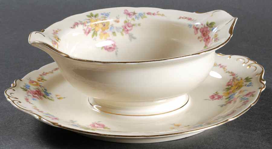 Yale Gravy Boat with Attached Underplate by Royal Ivory (Czech, Germany)-1