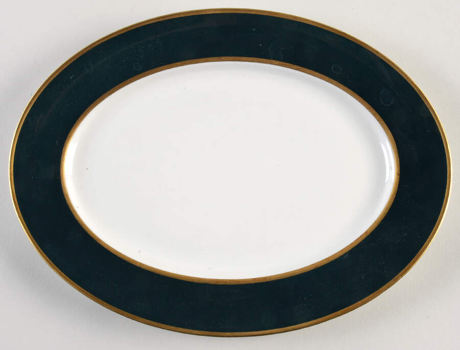 Ambassador Hunter Green 11" Oval Serving Platter by Royal Jackson-1