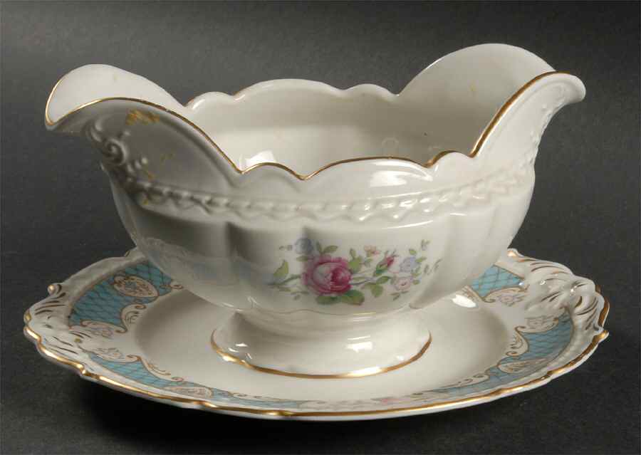 Duchess of Kent (Pearl Edge) Gravy Boat with Attached Underplate by Royal Jackson-1