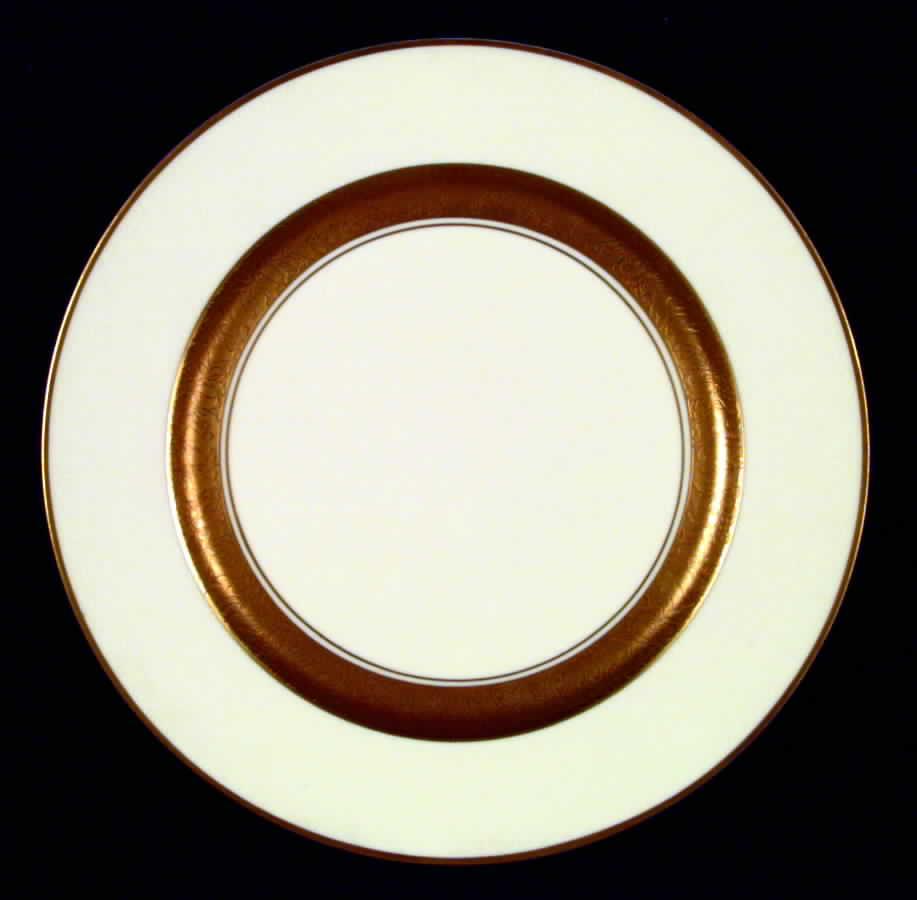Elegance Dinner Plate by Royal Jackson-1