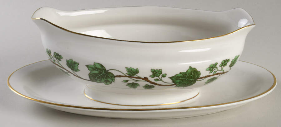 Emerald Ivy Gravy Boat with Attached Underplate by Royal Jackson-1