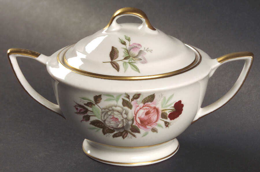 Lady Lee (Gold Trim) Sugar Bowl & Lid by Royal Jackson-1