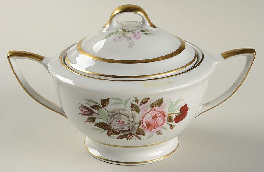 Lady Lee (Gold Trim) Sugar Bowl & Lid by Royal Jackson-1