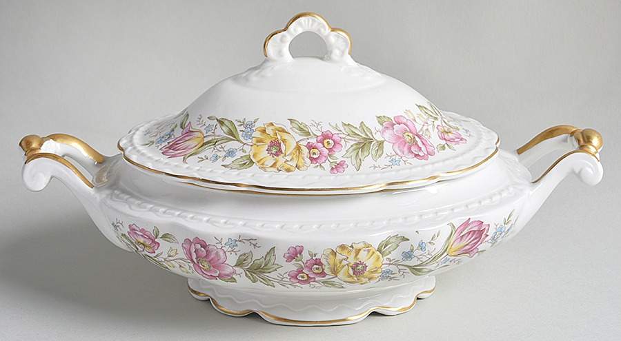 Lady Mayfair Oval Covered Vegetable by Royal Jackson-1