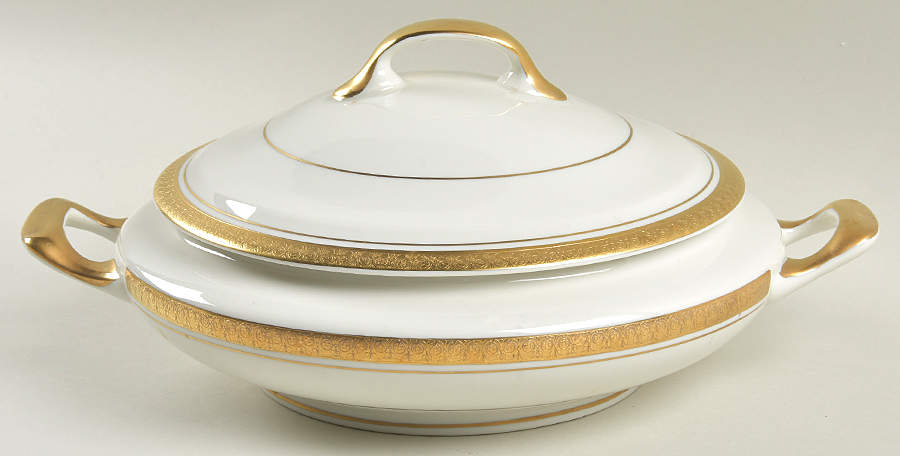 Regency 2000 Round Covered Vegetable by Royal Jackson-1