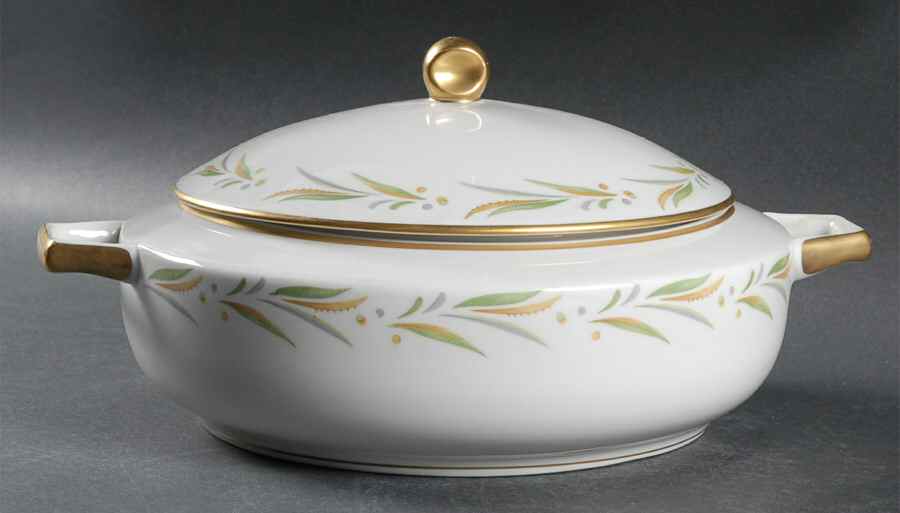 ROJ10 Round Covered Vegetable by Royal Jackson-1