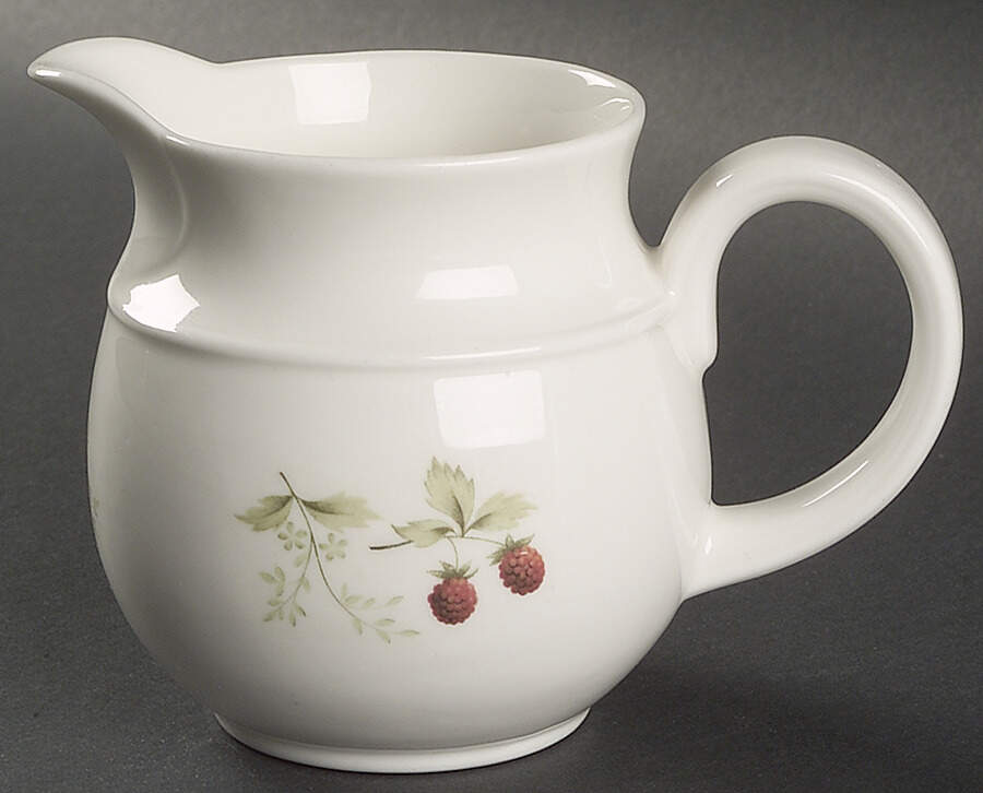 ROK8 Creamer by Royal Kent (England)-1