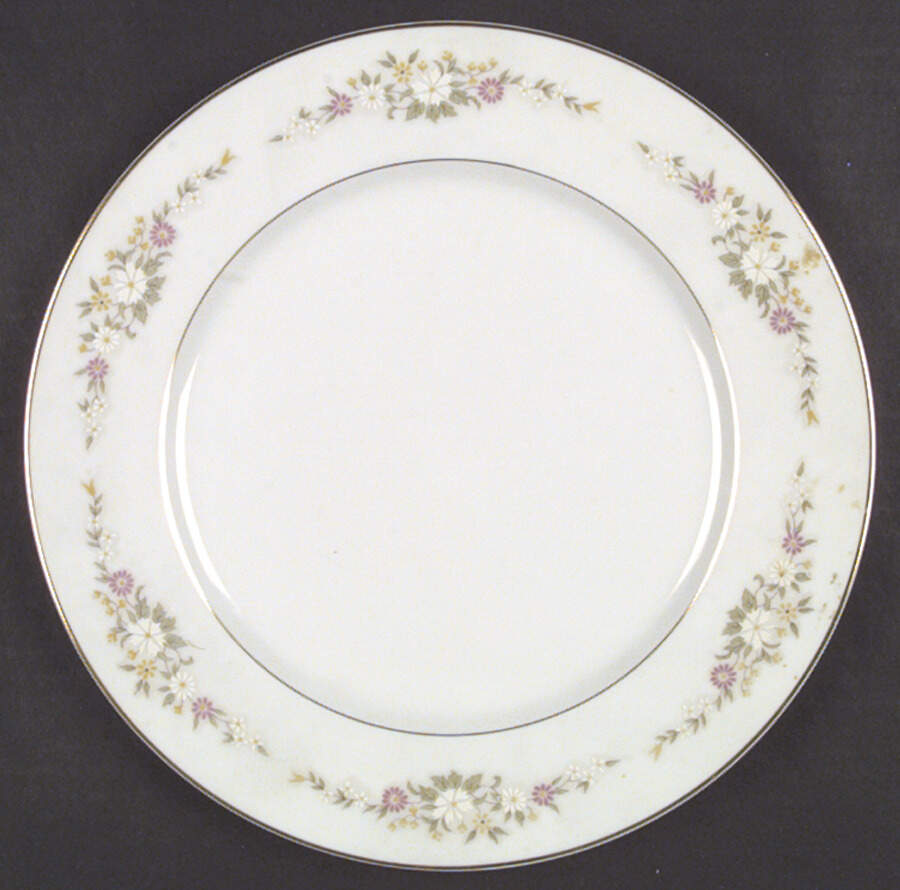 Bouquet Dinner Plate by Royal M-Mita-1