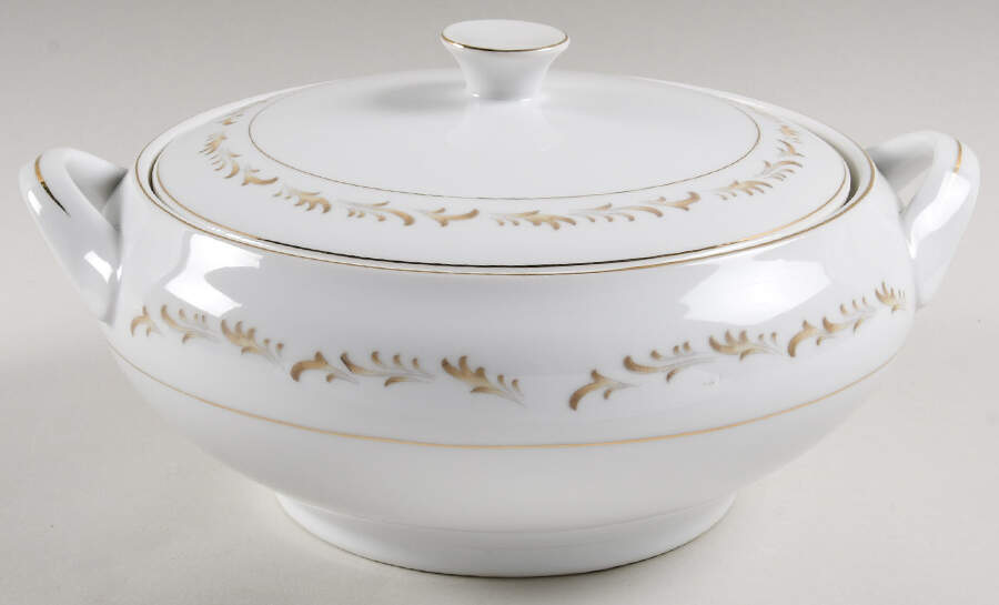 Chantilly Round Covered Vegetable by Royal M-Mita-1