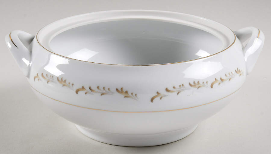 Chantilly Round Vegetable No Lid by Royal M-Mita-1