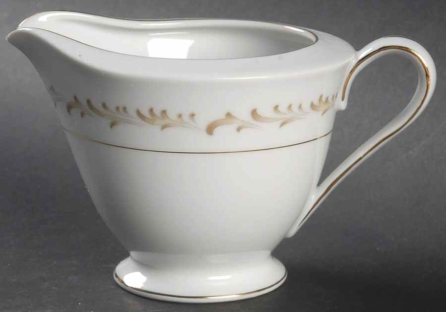 Chantilly Creamer by Royal M-Mita-1