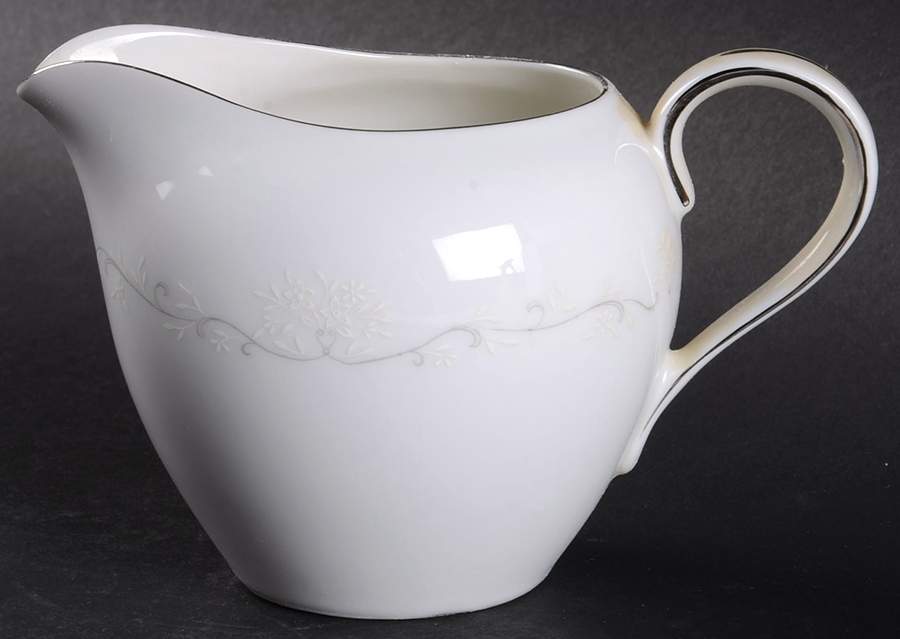 Elizabeth Creamer by Royal M-Mita-1