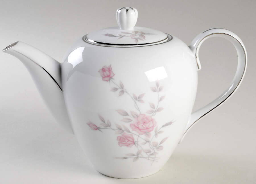 Fragrance Teapot & Lid by Royal M-Mita-1