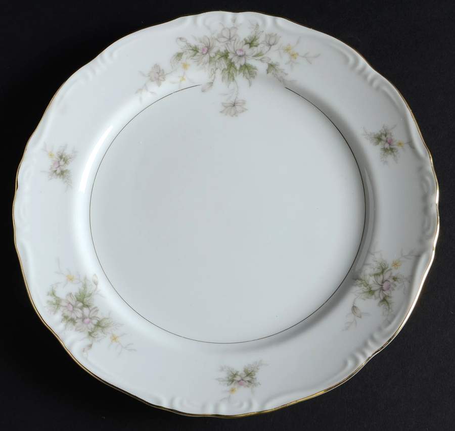 Olivia Salad Plate by Royal M-Mita-1