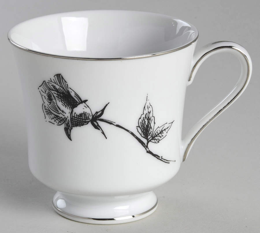 Paris Footed Cup by Royal M-Mita-1