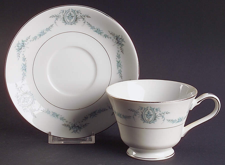 Ranete Footed Cup & Saucer Set by Royal M-Mita-1