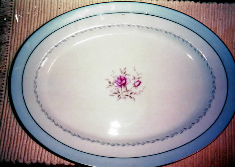 Regency 14" Oval Serving Platter by Royal M-Mita-1