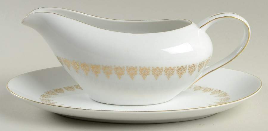 Royalty Gravy Boat & Underplate/Relish by Royal M-Mita-1
