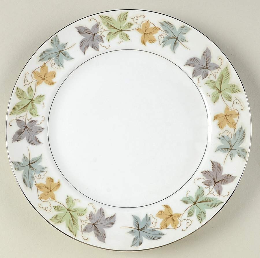 Sandra Dinner Plate by Royal M-Mita-1