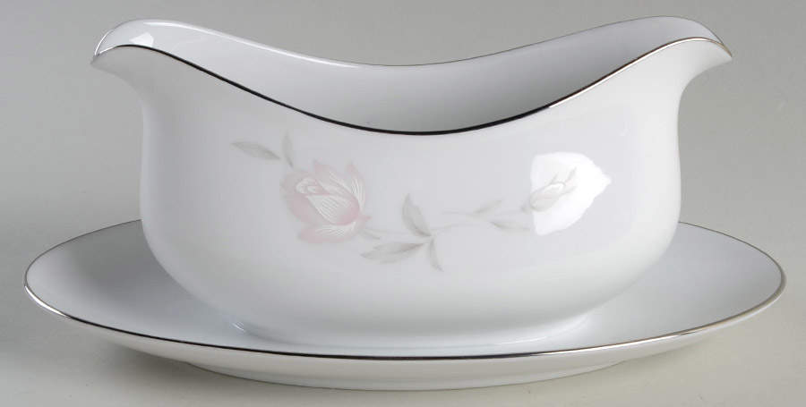 Solitaire Gravy Boat with Attached Underplate by Royal M-Mita-1