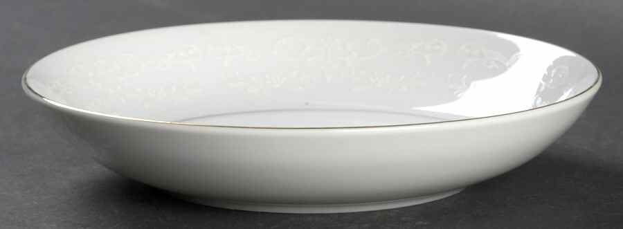 Sovereign (1886, White Flowers) Fruit/Dessert (Sauce) Bowl by Royal M-Mita-1