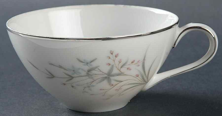 Spring Flat Cup by Royal M-Mita-1