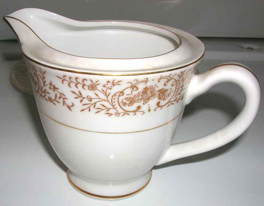 Valencia Creamer by Royal M-Mita-1