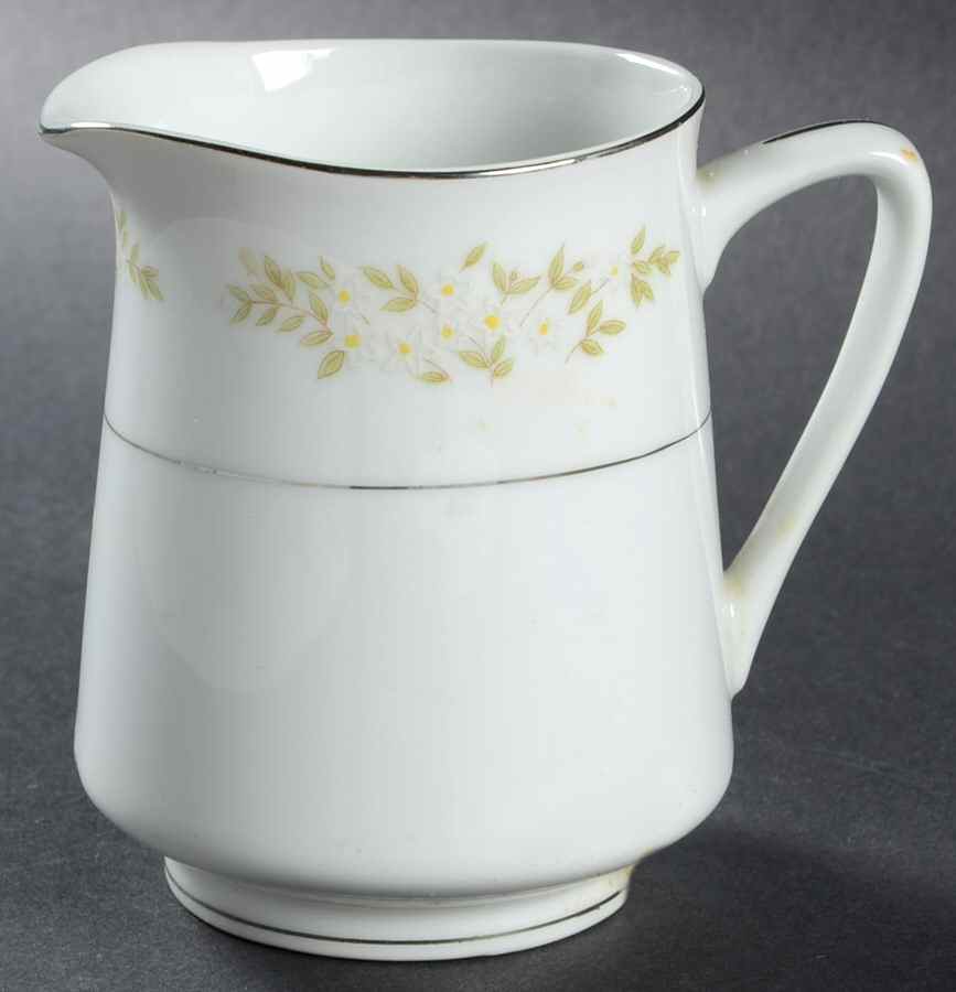 Virginia Creamer by Royal M-Mita-1