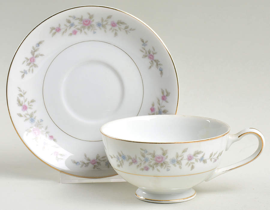 Windsor (With Verge) Footed Cup & Saucer Set by Royal M-Mita-1