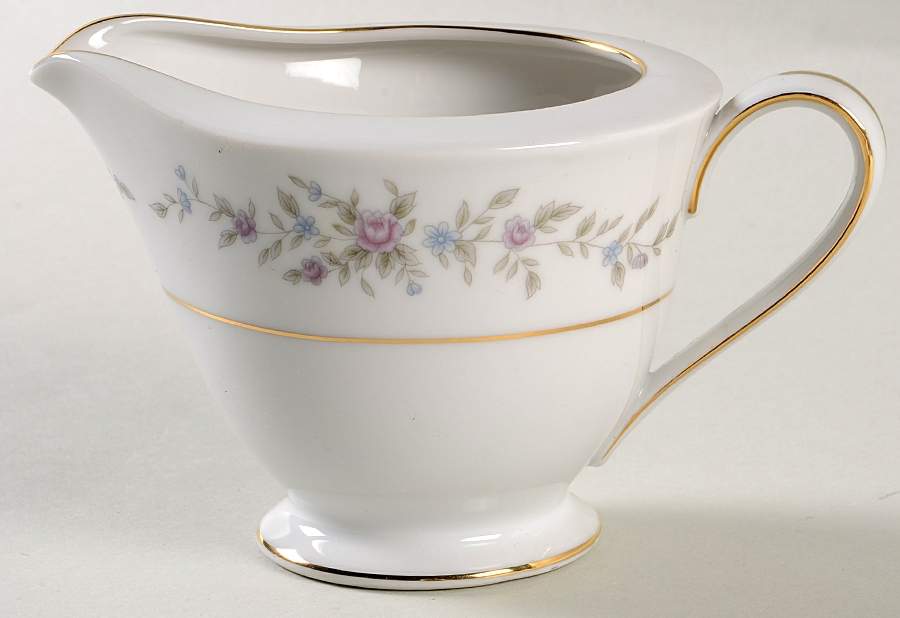 Windsor (With Verge) Creamer by Royal M-Mita-1
