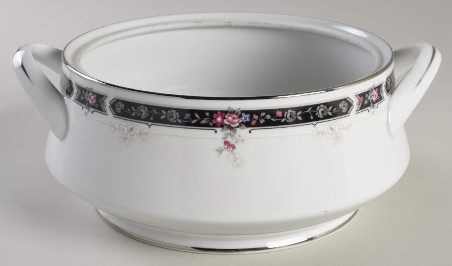 Midnight Mood Round Vegetable No Lid by Royal Prestige-1