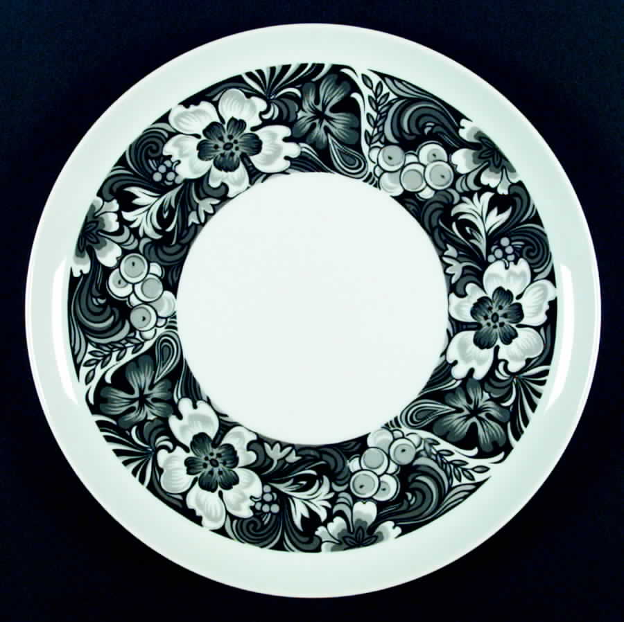 Montego Dinner Plate by Royal Prestige-1