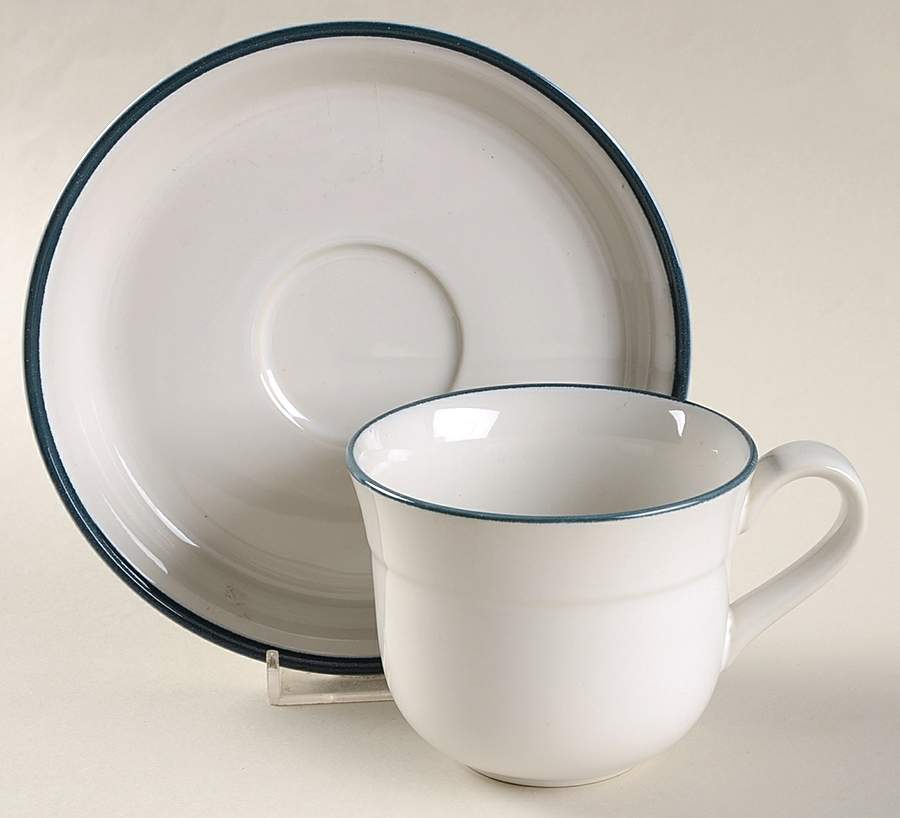 Northland Flat Cup & Saucer Set by Royal Prestige-1