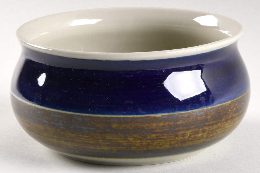 Elisabeth Round Box No Lid by Rorstrand-1