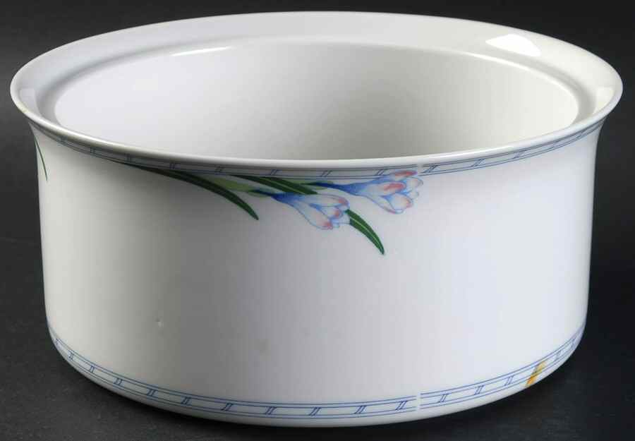 Fleur Blue 7" Round Vegetable Bowl by Rorstrand-1